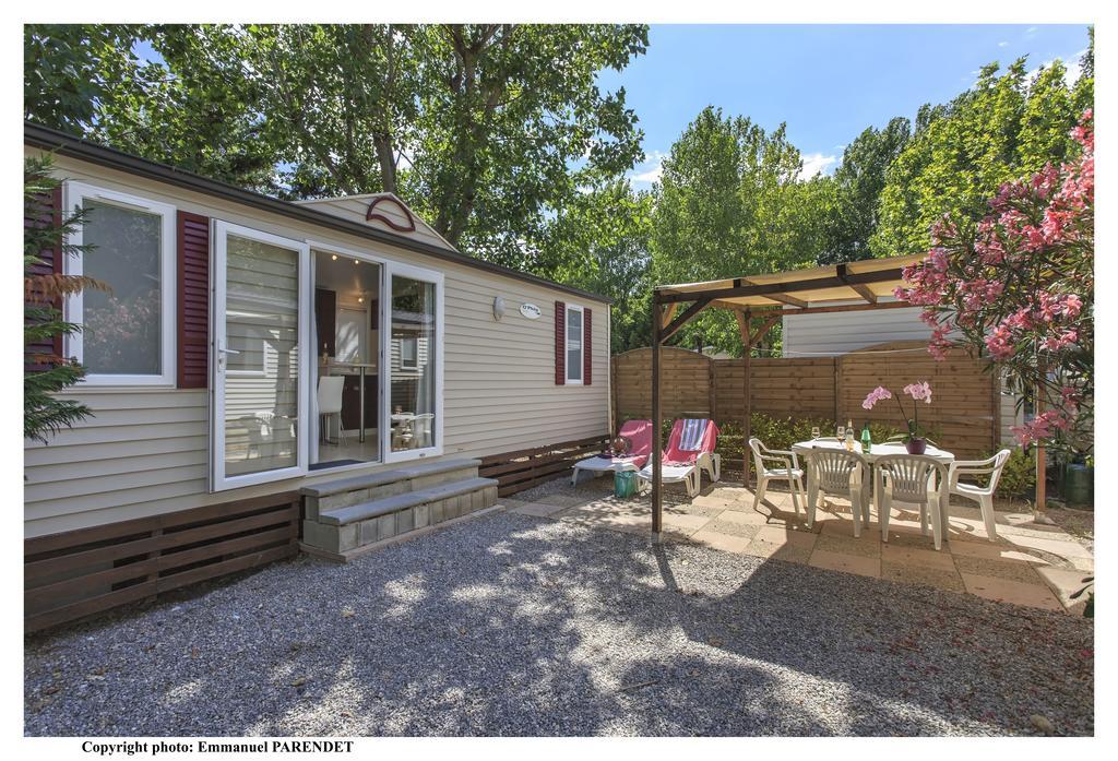 Vic'S Land Holidays Grimaud Exterior photo