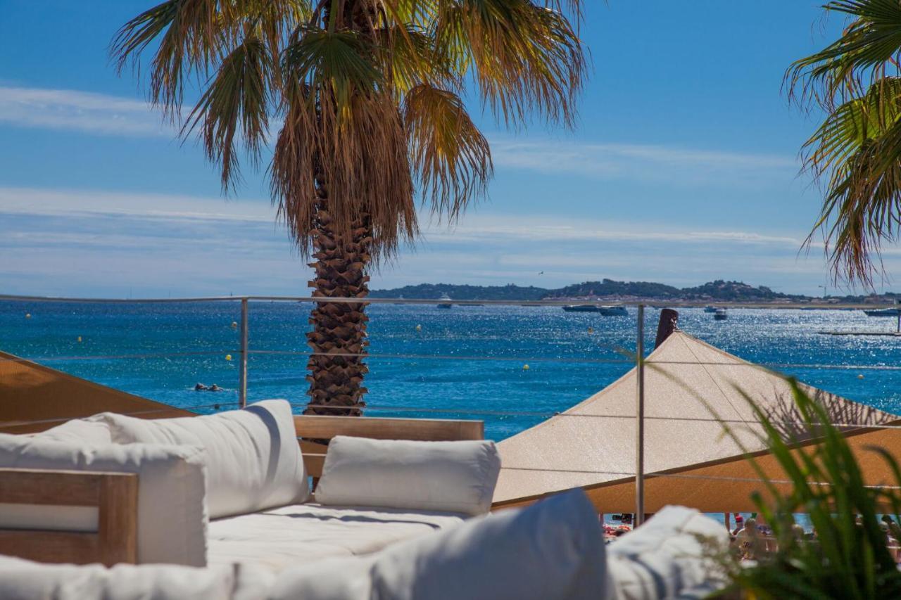 Vic'S Land Holidays Grimaud Exterior photo